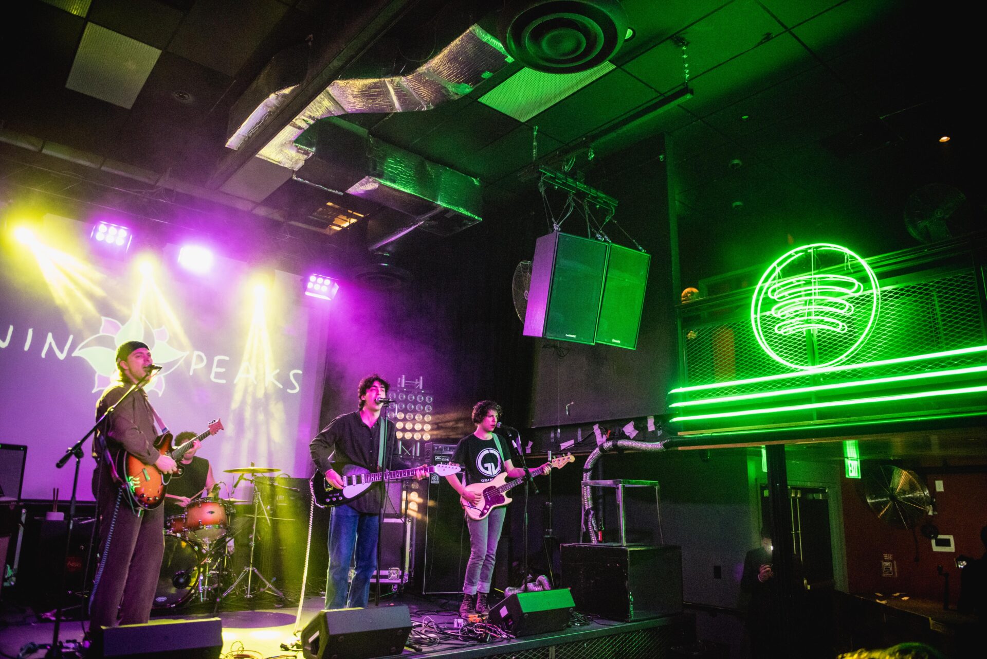 Eventique: Event Production for Corporate & Global Brands
